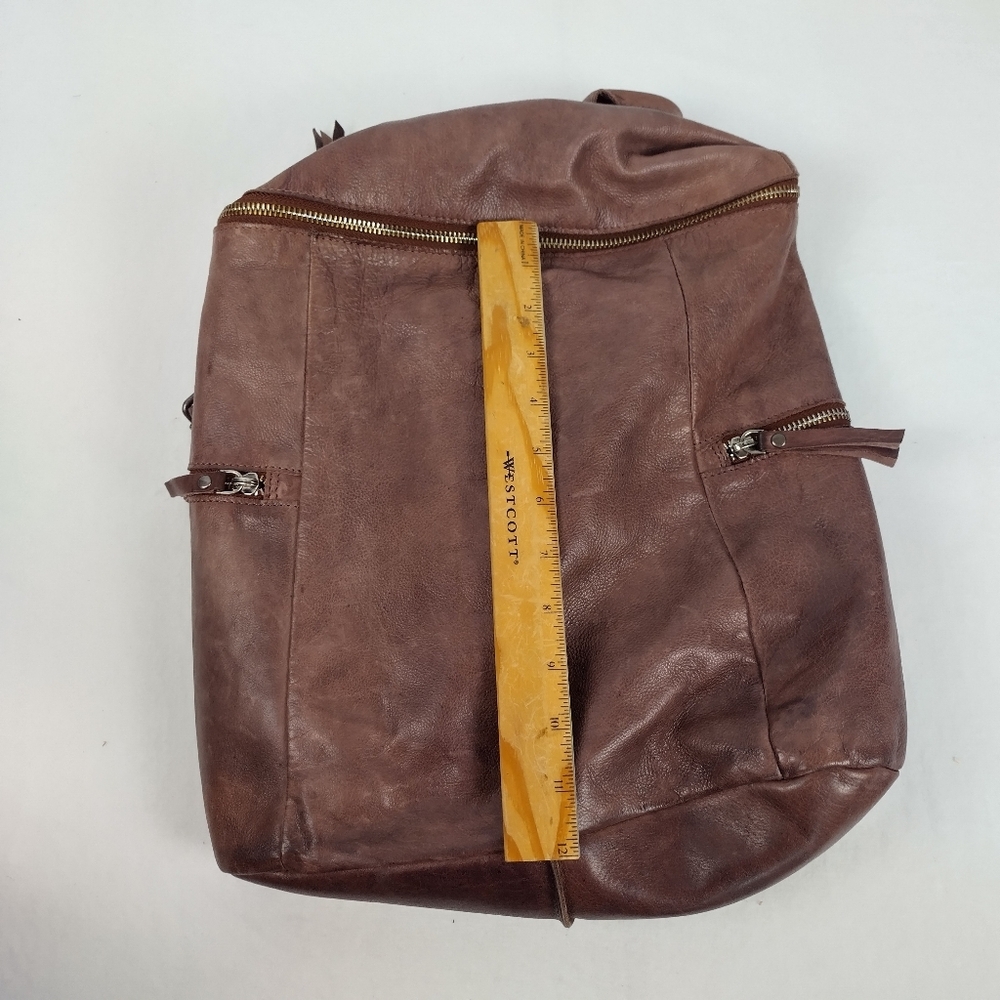 Elegant Brown Leather Backpack for Women - Picture 12 of 16